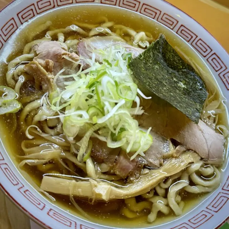 大衆食堂 第三倉庫 一撃製麺所 秋田県大仙市払田 山形県極太醤油らーめん ケンちゃんラーメン 煮干しラーメン 具