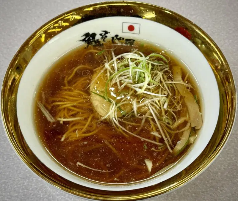 鬼そば藤谷 総本店 秋田県大仙市長野 道の駅なかせん ドンパン節の里内 伝承醤油らぁ麺 醤油ラーメン