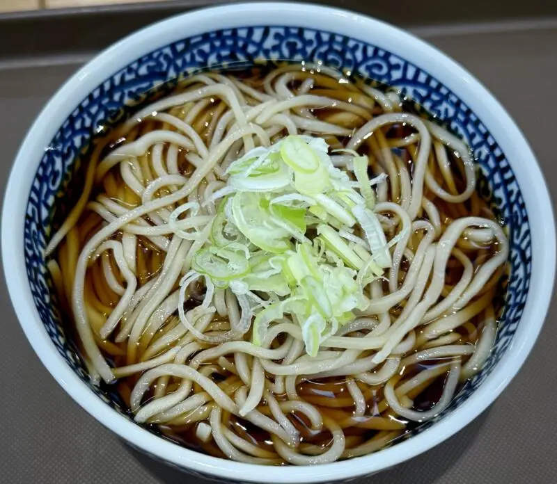 端縫いダイニング 秋田県雄勝郡羽後町西馬音内 道の駅うご 端縫いの郷内 冷やがけそば ひやかけ 西馬音内そば 蕎麦