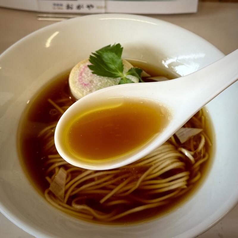 男鹿塩らーめん おがや 男鹿市船川港船川 稲とアガベのラーメン屋 男鹿醤油ラーメン スープ