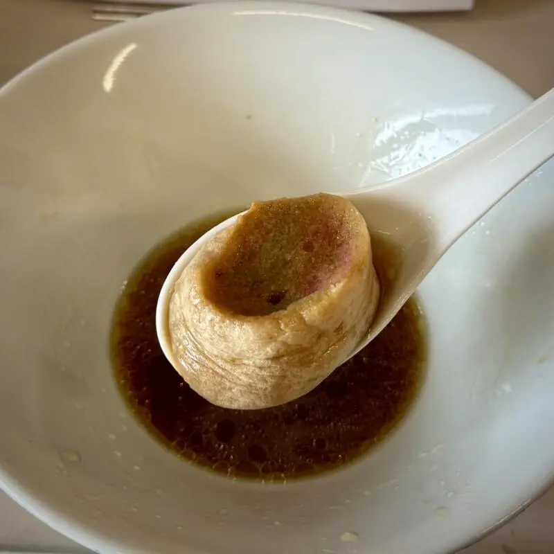 男鹿塩らーめん おがや 男鹿市船川港船川 稲とアガベのラーメン屋 男鹿醤油ラーメン 麩