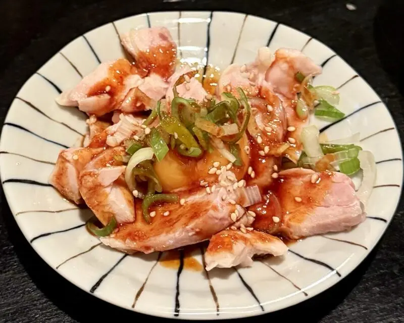 トリス軒 秋田県秋田市中通 秋田駅前 鶏ユッケ