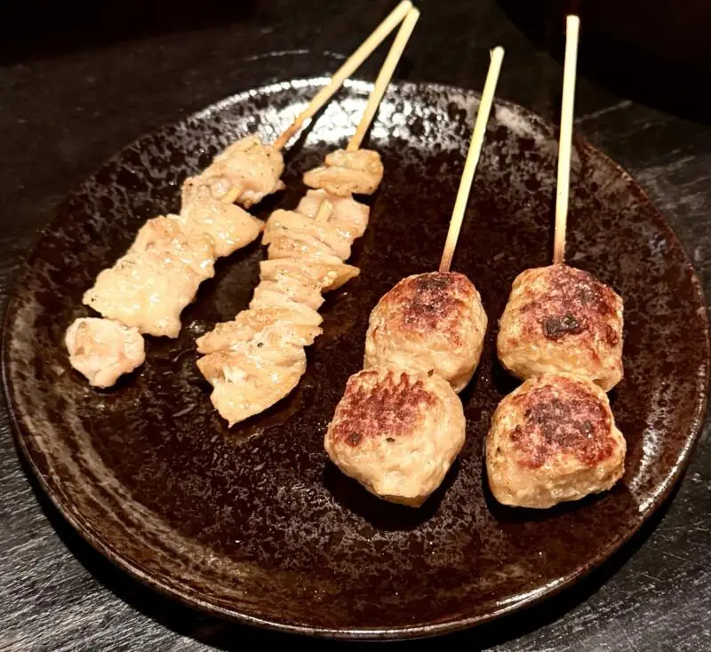 トリス軒 秋田県秋田市中通 秋田駅前 焼き鳥 つくね 正肉 モモ
