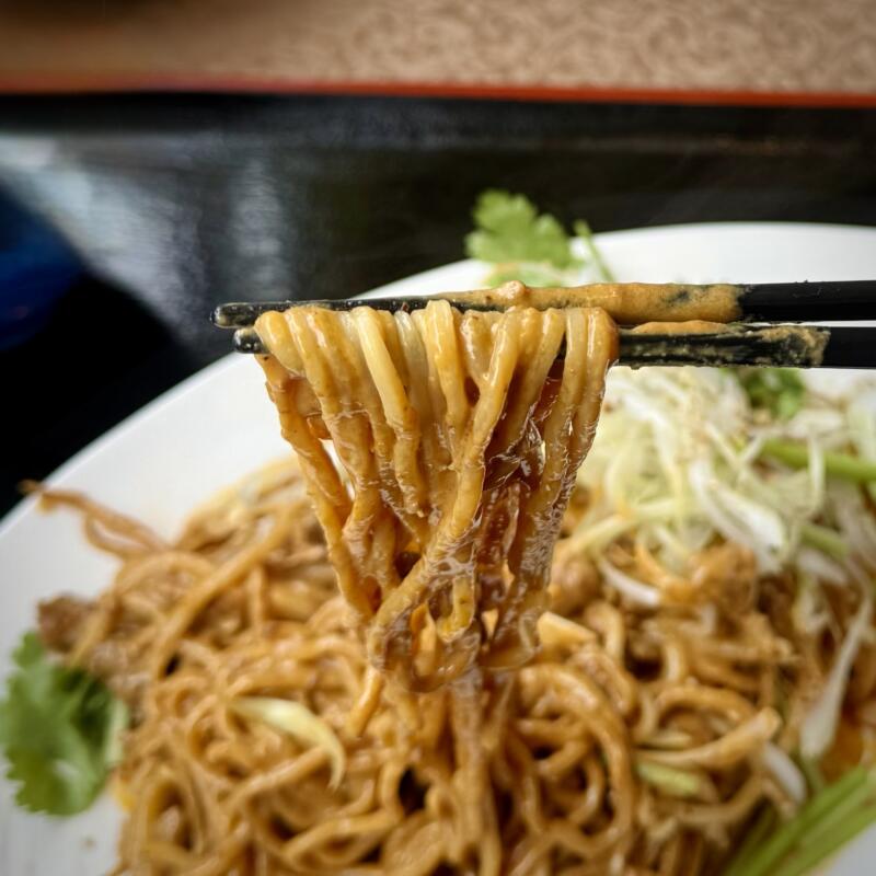 中国料理 龍潭酒家 ロンタンシュカ ろんたんしゅか 岩手県二戸市福岡 汁なし坦々麺 汁無し担々麺 16代真赤卵 十六代真赤卵 生卵 玉子スープ付き 麺