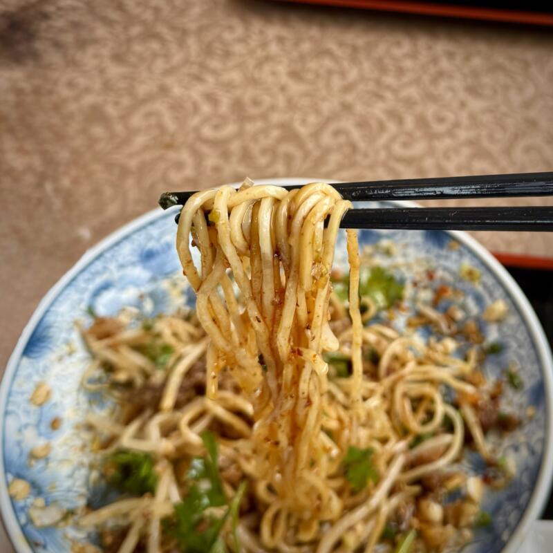 中国料理 龍潭酒家 ロンタンシュカ ろんたんしゅか 岩手県二戸市福岡 Aランチ 葱爆猪肉＆油溌麺 佐助豚と葱の炒め＆ヨウポー麺 ご飯 漬け物 小鉢 スープ サラダ デザート セット 麺