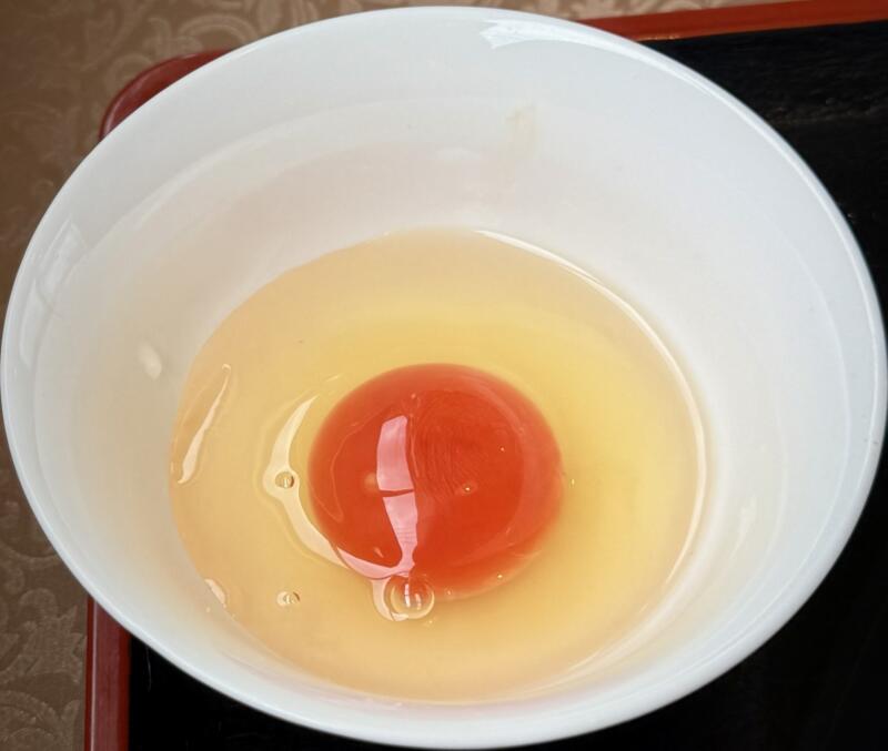 中国料理 龍潭酒家 ロンタンシュカ ろんたんしゅか 岩手県二戸市福岡 汁なし坦々麺 汁無し担々麺 16代真赤卵 十六代真赤卵 生卵 玉子スープ付き