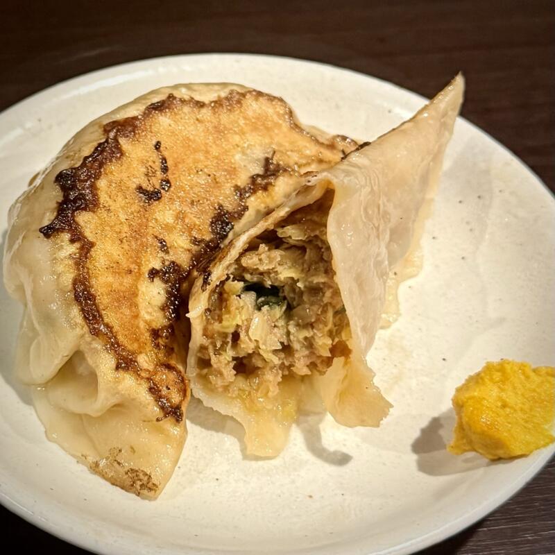 天龍軒 新潟県新発田市大手町 新発田駅 龍系元祖 餃子 2本 カラシ付き 辛子 芥子 ギョーザ