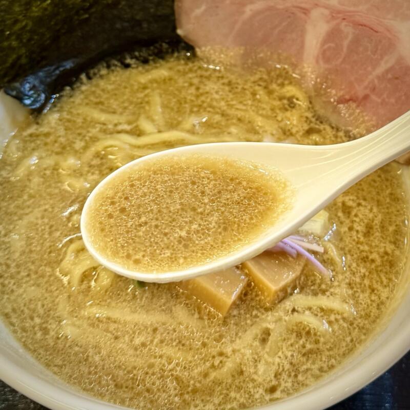 牡蠣と昆布のらー麺専門店MANNISH マニッシュ 新潟県新潟市西区青山 イオン新潟青山店 2階フードコート 牡蠣と昆布の味噌らー麺 牡蠣ペースト付き スープ