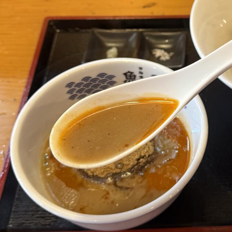麺華 春は桜に牡丹 秋田県秋田市東通 秋田駅裏 辛辛つけめん 辛いつけ麺 辛め つけ汁 スープ