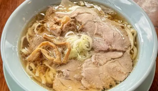 肉中華そば錦＠秋田県大館市にて肉中華そばをオーダー！ちゃん系ラーメン的なデフォルトでチャーシュー麺仕様の錦グループの新店♪