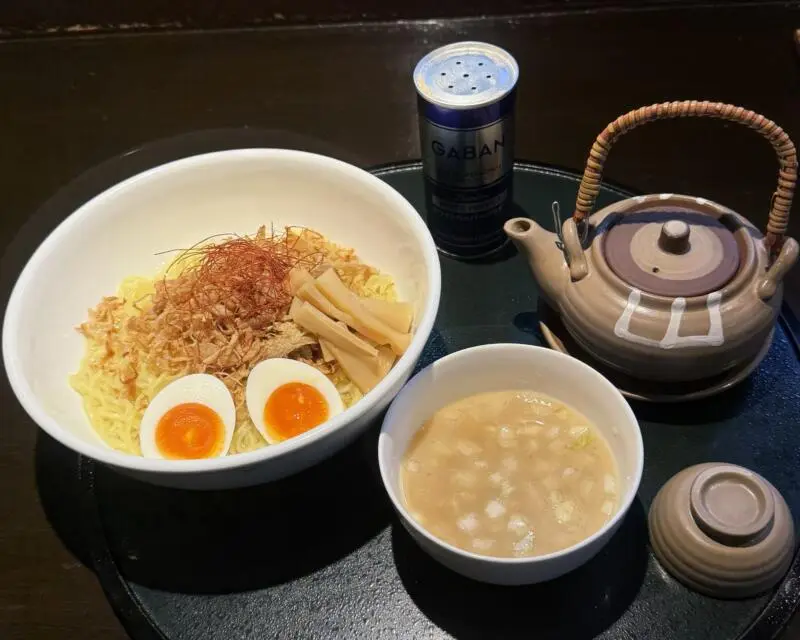 秋田比内や 大館本店 秋田県大館市大町 東大館駅 比内地鶏白湯つけそば 比内地鶏つけ麺 比内地鶏スープ割り付き