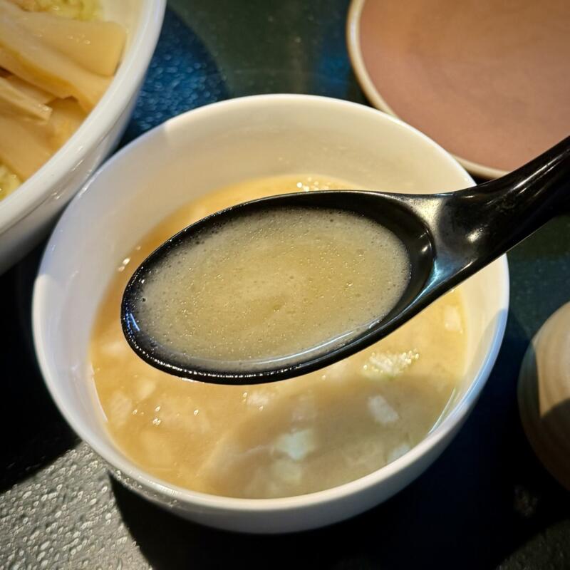 秋田比内や 大館本店 秋田県大館市大町 東大館駅 比内地鶏白湯つけそば 比内地鶏つけ麺 比内地鶏スープ割り付き つけ汁