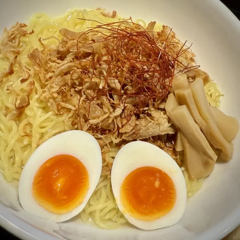 秋田比内や 大館本店 秋田県大館市大町 東大館駅 比内地鶏白湯つけそば 比内地鶏つけ麺 比内地鶏スープ割り付き 具