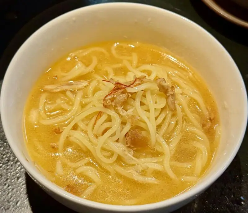 秋田比内や 大館本店 秋田県大館市大町 東大館駅 比内地鶏白湯つけそば 比内地鶏つけ麺 比内地鶏スープ割り付き ミニラーメン