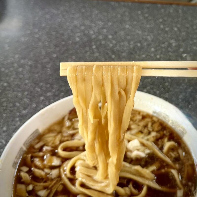 中華そば 龍華亭 りゅうかてい 新潟県三条市須頃 燕三条駅 玉ねぎ中華 中華そば タマネギ 燕背脂ラーメン 背脂醤油ラーメン 自家製麺