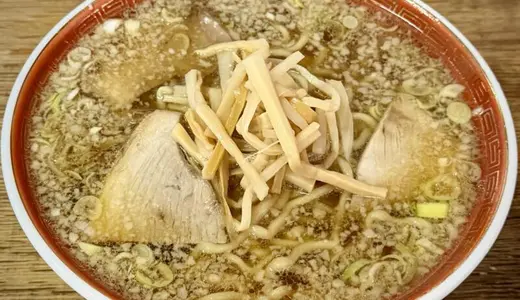 分水中華亭＠新潟県燕市分水大武にて中華そばをオーダー！燕背脂ラーメンのルーツである福来亭直系の創業54年の歴史を紡ぐ老舗名店♪