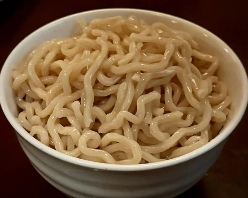 BAR JAH ジャー 秋田県秋田市大町 川反 かわばた 夜のつけめん 濃厚豚骨魚介系つけ麺 小盛り 東京浅草 開化楼 麺