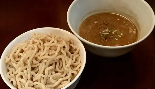 BAR JAH(ジャー)@秋田県秋田市大町にて夜のつけめんをオーダー！アフターは定番のBAR USHIOで嘉之助シングルモルトウイスキー＆秋田のクラフトジンを堪能♪