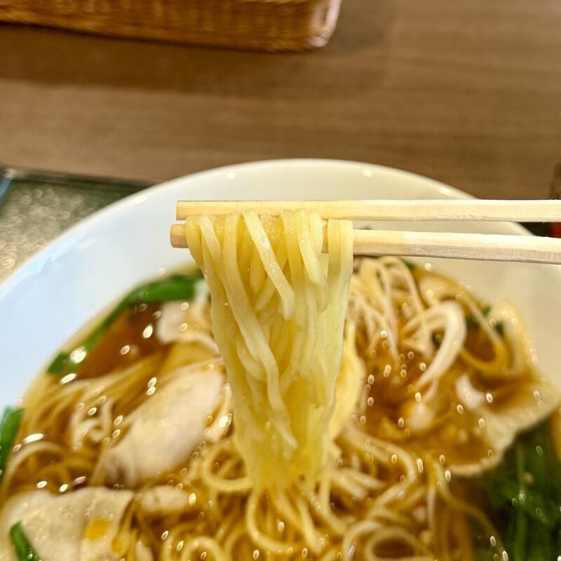 カフェレストラン 秋田県秋田市添川 秋田温泉プラザ内 食堂 食事処 ピリ辛ニラそば ニラ醤油ラーメン ピリ辛中華そば 麺