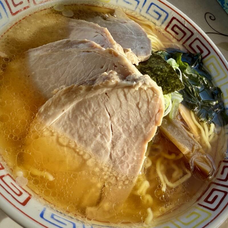中華そば ちくりん 岩手県滝沢市後 大更駅 豚ももチャーシュー麺 醤油ラーメン 具