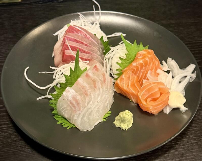 居酒屋 えん 山形県米沢市中央 刺身3点盛