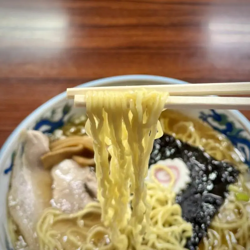 山下食堂 山形県東根市温泉町 東根駅 中華そば 醤油ラーメン 麺