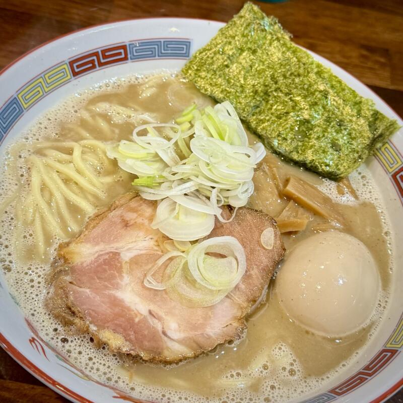 らーめん萬亀 ばんき 秋田県秋田市中通 秋田駅前 濃厚塩 濃厚豚骨魚介系 塩ラーメン 具