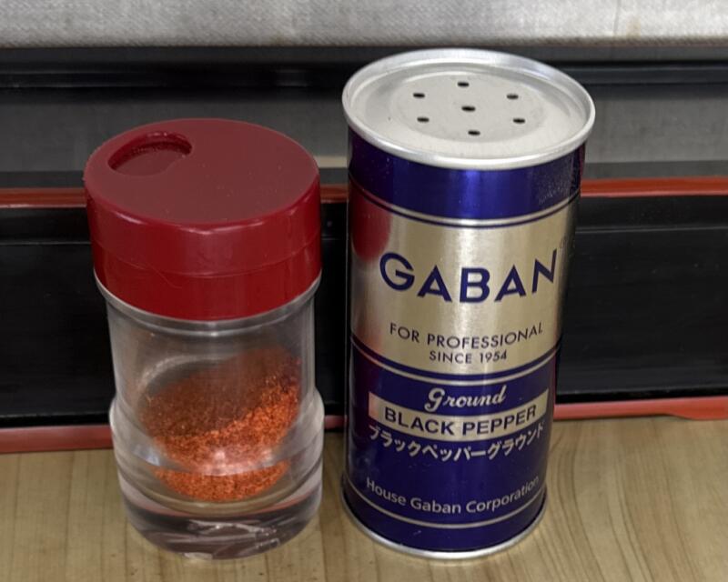 山辺栄屋支店 やまのべさかえやしてん 山形県東村山郡山辺町山辺 羽前山辺駅 もやしらーめん もやしラーメン 餡掛けラーメン 味変 調味料