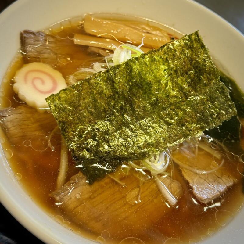 平吉ラーメン へいきち 山形県山形市富の中 平吉ラーメン 牛骨ラーメン 醤油ラーメン 牛チャーシュー麺 具