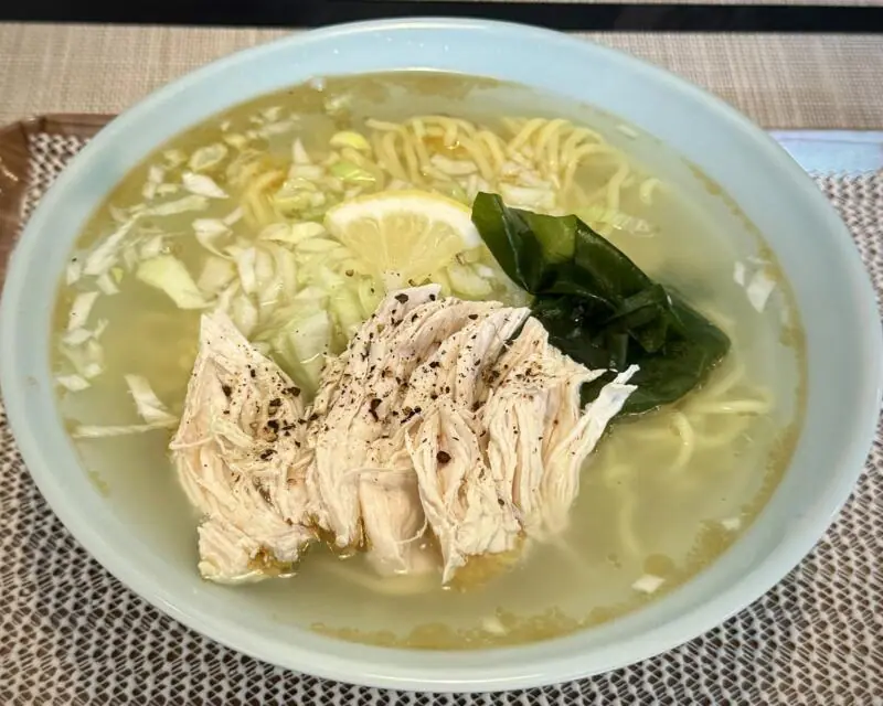 クジラ食堂 秋田県秋田市手形 手形ラーメンストリート とり塩ラーメン