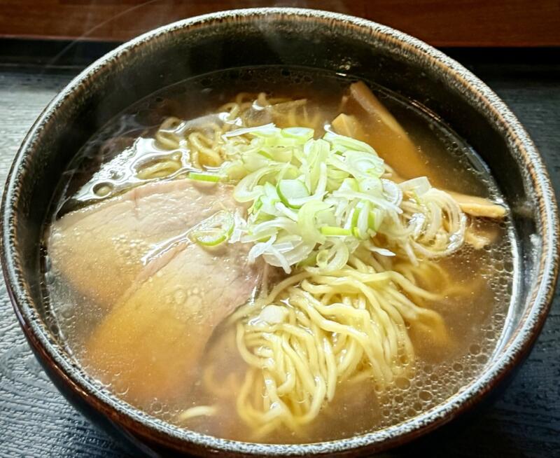 やき鳥 鈴 すず やきとり専門店 焼き鳥 山形県飽海郡遊佐町遊佐 遊佐駅 昔ながらの中華そば 醤油ラーメン