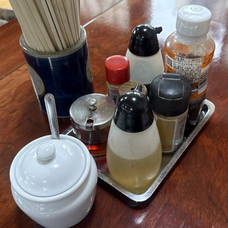 中華食堂 九龍 クーロン 秋田県由利本荘市矢島町元町 広東メン 広東麺 餡掛けラーメン 味変 調味料