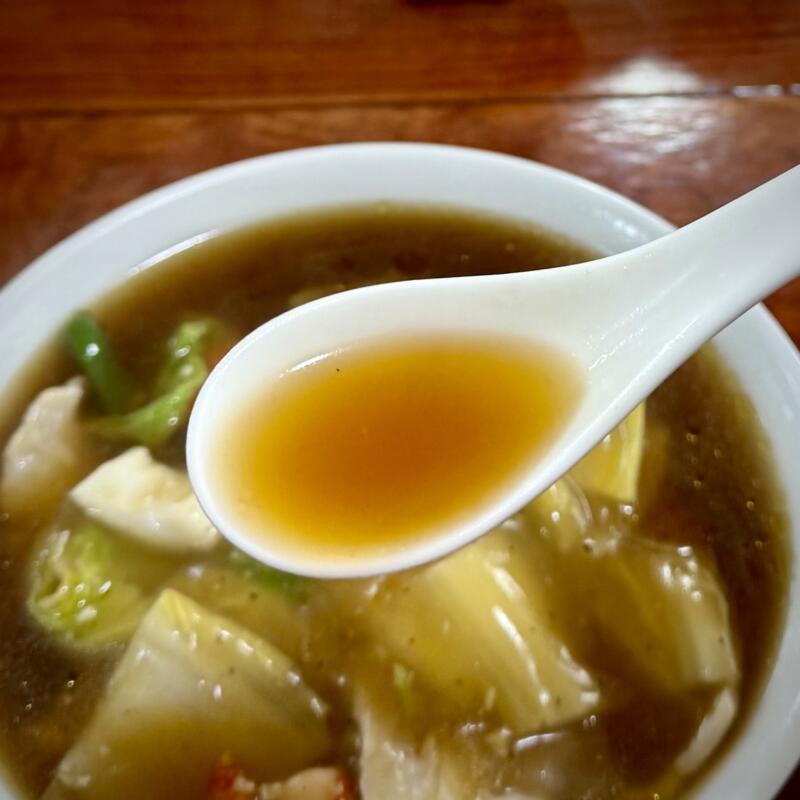 中華食堂 九龍 クーロン 秋田県由利本荘市矢島町元町 広東メン 広東麺 餡掛けラーメン スープ