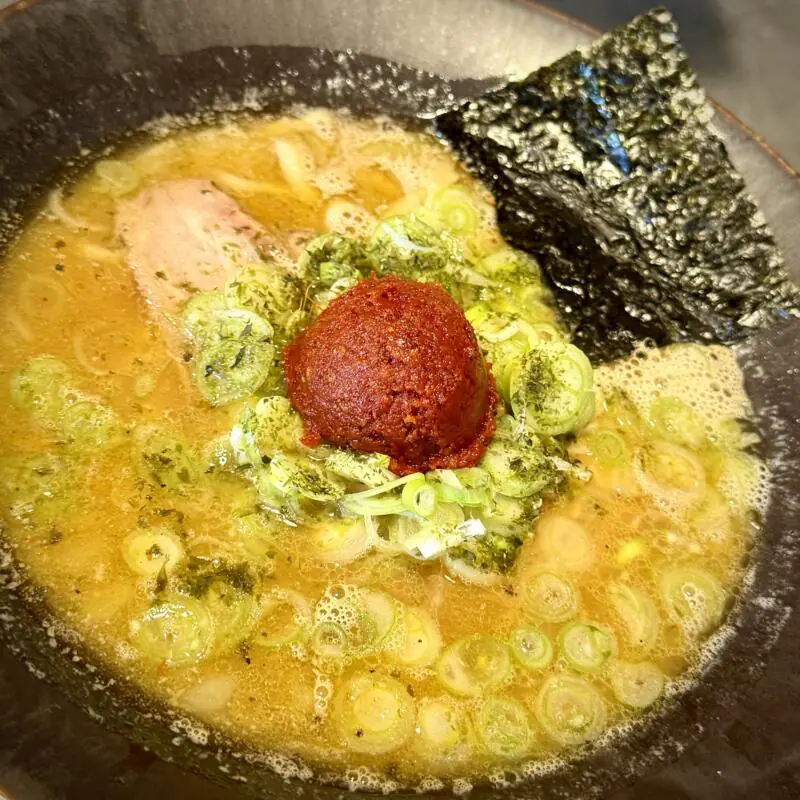 Ramen Ao ラーメン アオ 秋田県秋田市川尻御休町 辛味噌らぁ麺 辛味噌ラーメン 具