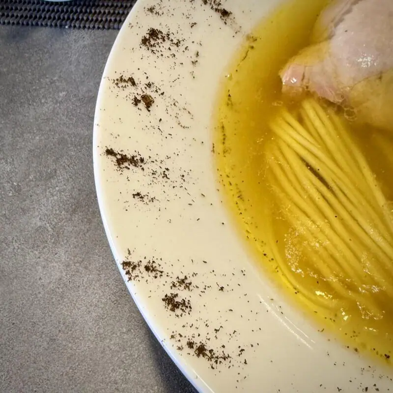 Ramen Ao ラーメン アオ 秋田県秋田市川尻御休町 ティムール塩らぁ麺 ネパール産 山椒 塩ラーメン 丼のフチ