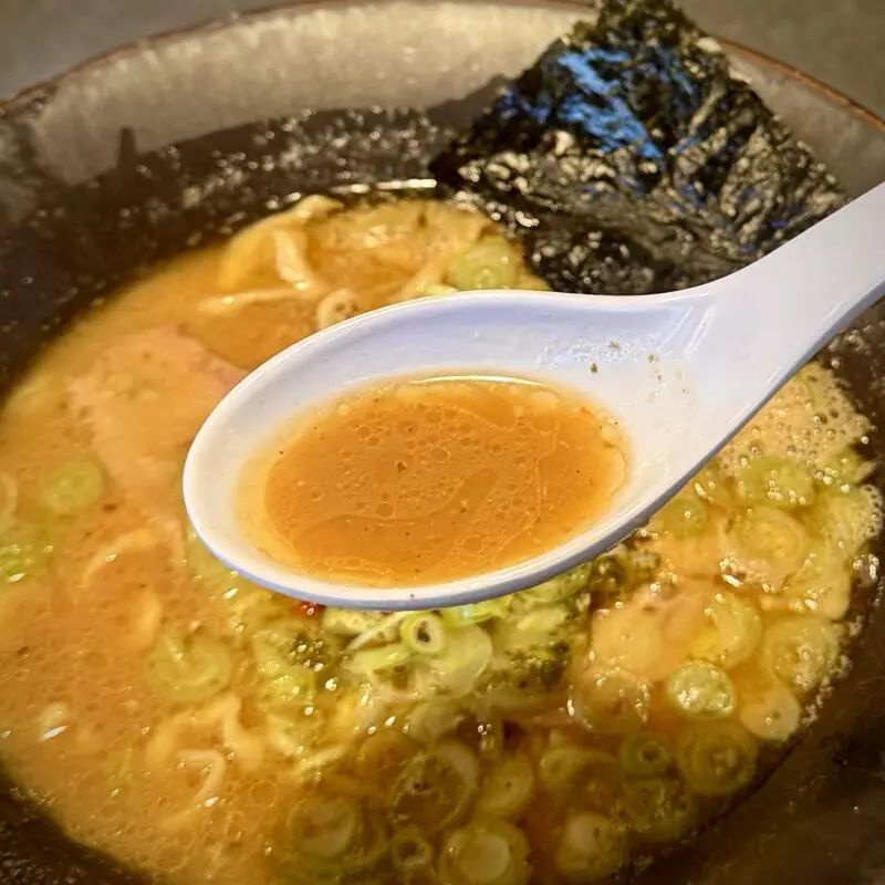 Ramen Ao ラーメン アオ 秋田県秋田市川尻御休町 辛味噌らぁ麺 辛味噌ラーメン スープ