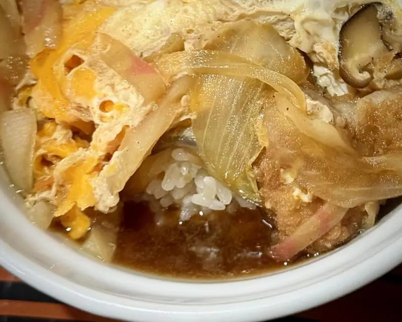 雲沢観光ドライブイン 秋田県仙北市角館町雲然 Ａセット カツ丼・ラーメン かつ丼 汁だく ツユダク