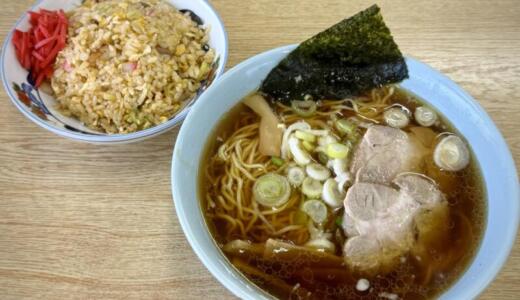 河辺ドライブイン秋田県秋田市河辺和田にてラーメン＆半チャーハンをオーダー！秋田県民好みのショッパ旨な醤油ラーメンと未食で未訪問扱い認定な美味炒飯♪
