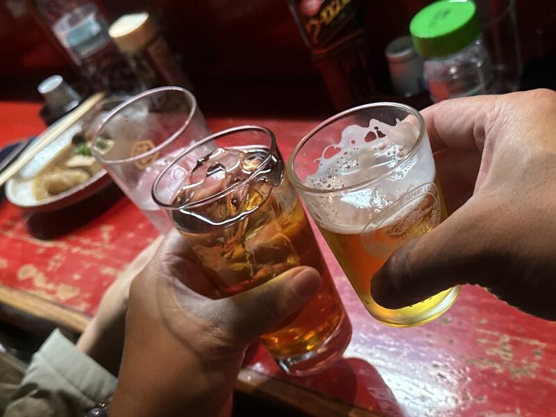 江戸中 えどちゅう 秋田県秋田市大町 川反 かわばた 秋田駅 瓶ビール 乾杯