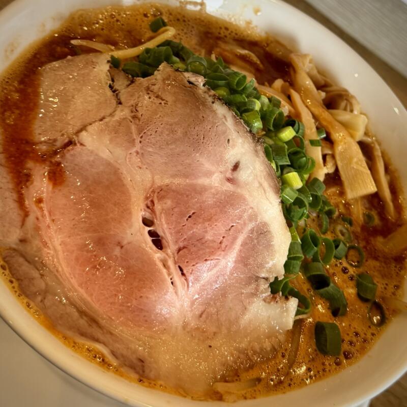 麺屋 周 まこと 秋田県大仙市長野 旧中仙町 羽後長野駅 旨辛魚介とんこつ 辛旨 濃厚魚介豚骨ラーメン 辛辛魚 具