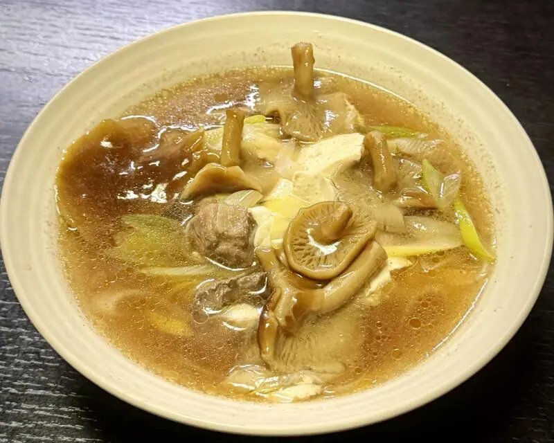 居酒屋 ごんべぇ 秋田県湯沢市三梨町 ナメコと豆腐入り鴨汁