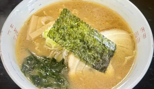 北海屋＠秋田県横手市前郷にて札幌らーめん(味噌)・チャーハンセットをオーダー！人気の炒飯とラーメンの組み合わせが堪らないランチメニュー♪