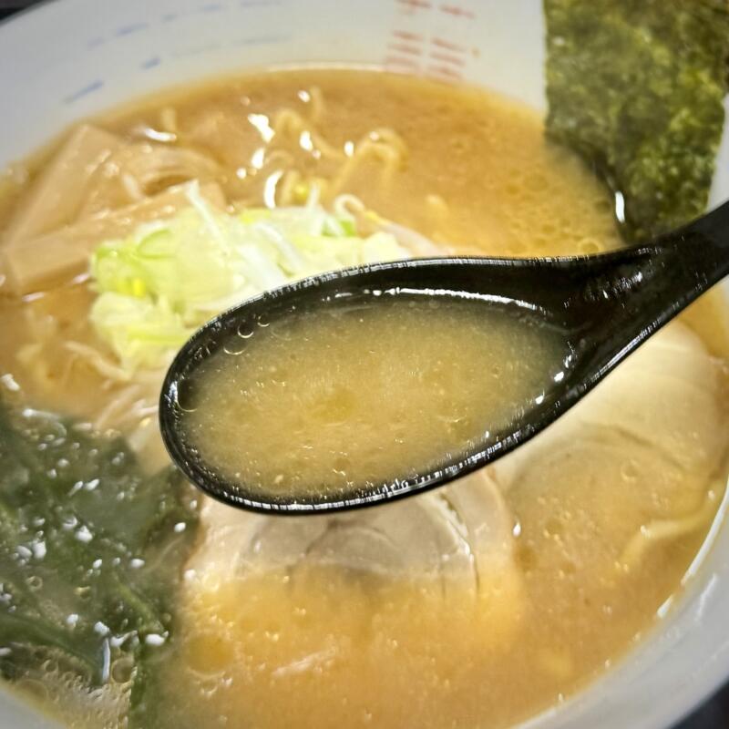 北海屋 秋田県横手市前郷 横手駅 札幌らーめん(味噌) 味噌ラーメン スープ