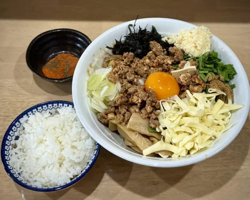 MONCHAN RAMEN SHUN もんちゃんラーメン シュン 秋田県由利本荘市川口 羽後本荘駅 県立大学入口 名古屋ご当地ラーメン 台湾まぜそば チーズ ちょい飯