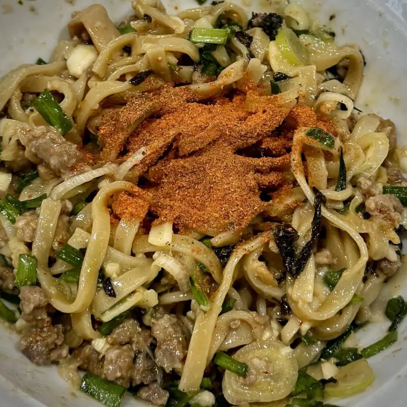 MONCHAN RAMEN SHUN もんちゃんラーメン シュン 秋田県由利本荘市川口 羽後本荘駅 県立大学入口 名古屋ご当地ラーメン 台湾まぜそば チーズ 唐辛子 山椒