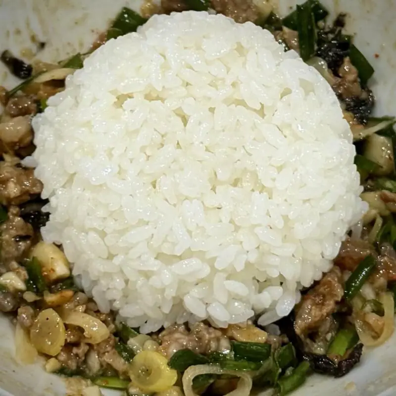 MONCHAN RAMEN SHUN もんちゃんラーメン シュン 秋田県由利本荘市川口 羽後本荘駅 県立大学入口 名古屋ご当地ラーメン 台湾まぜそば チーズ ちょい飯 追い飯