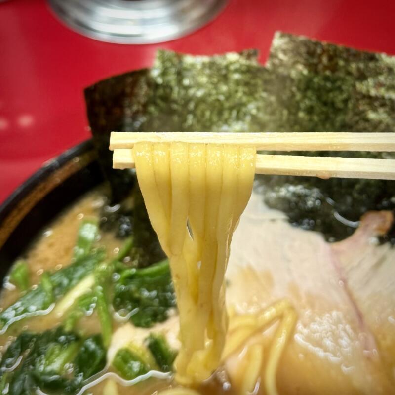 豚骨醤油ラーメン 王道家 柏王道家 柏店 千葉県柏市明原 柏中学校前 柏駅西口 ラーメン 豚骨醤油ラーメン 神奈川ご当地 横浜家系ラーメン 自家製麺