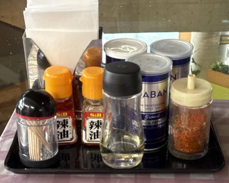 レストラン ぽんぽ 山形県最上郡戸沢村松坂 いきいきランドぽんぽ館2階 新旬屋本店コラボ 戸沢の味噌つけ麺 マーボー麺 餡掛けラーメン 味変 調味料