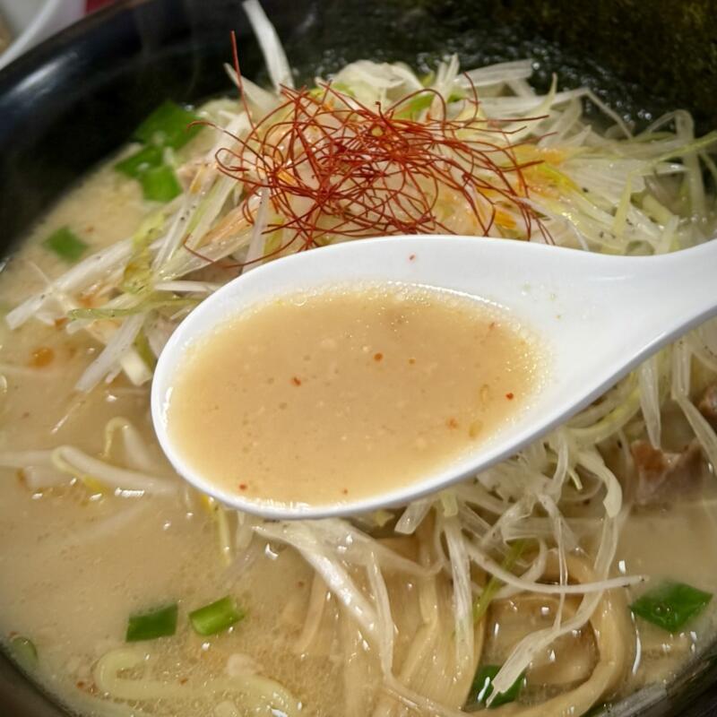 くるまやラーメン 横手インター店 秋田県横手市婦気大堤 横手インター入口 柳田駅 南蛮ラーメン 旨辛味噌 スープ