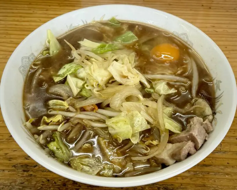 めしや 秋田県秋田市土崎港中央 土崎駅 臨港署前 秋田ご当地ラーメン 元祖秋田ちゃんぽん ソースラーメン ソースチャンポン めしやブラック